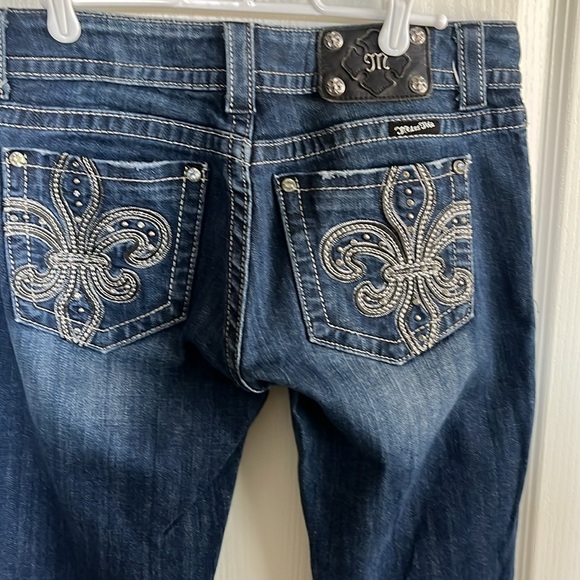Miss Me Jeans - Picture 2 of 4